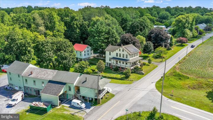 Property Photo: 400 Baumgardner Road PA 17584