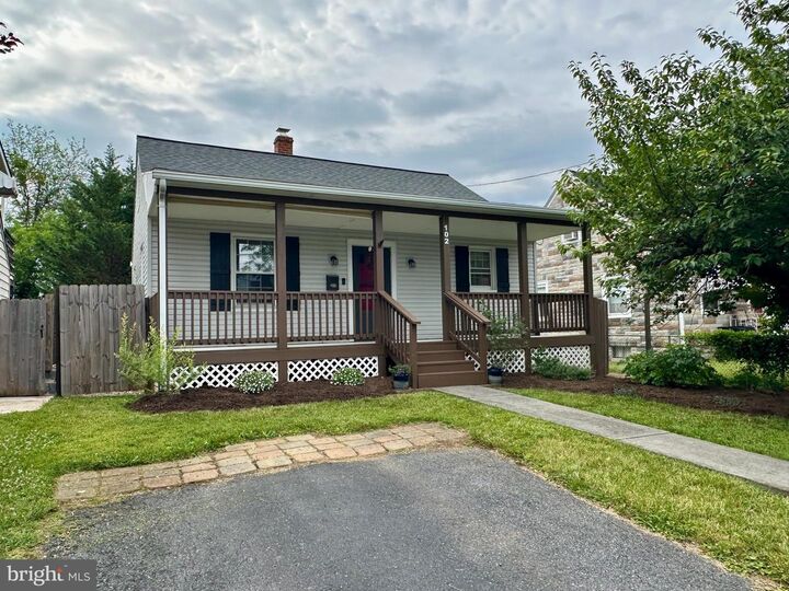Property Photo:  102 N Purcell Avenue  VA 22601 