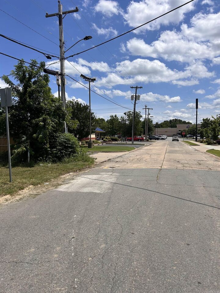 Property Photo: 1102 Gum Street AR 72032