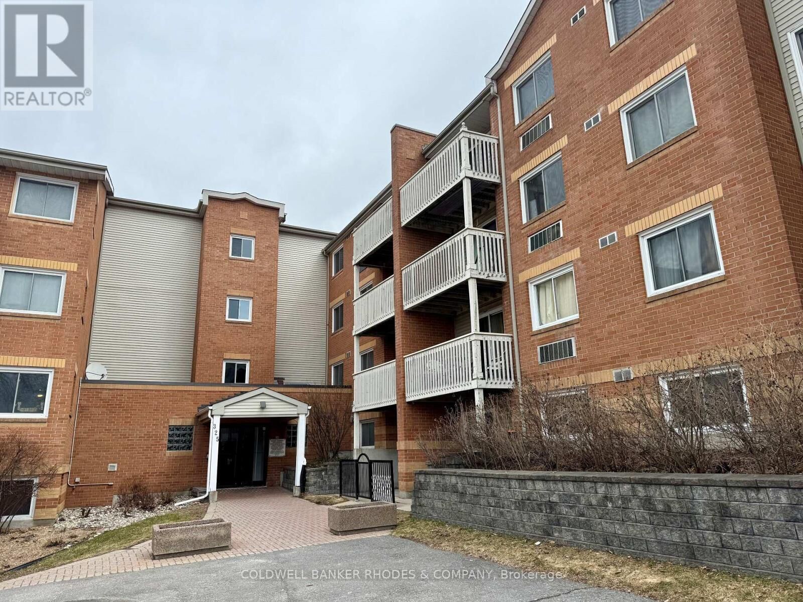 Property Photo:  325 Centrum Boulevard 407  ON K1E 3W8 