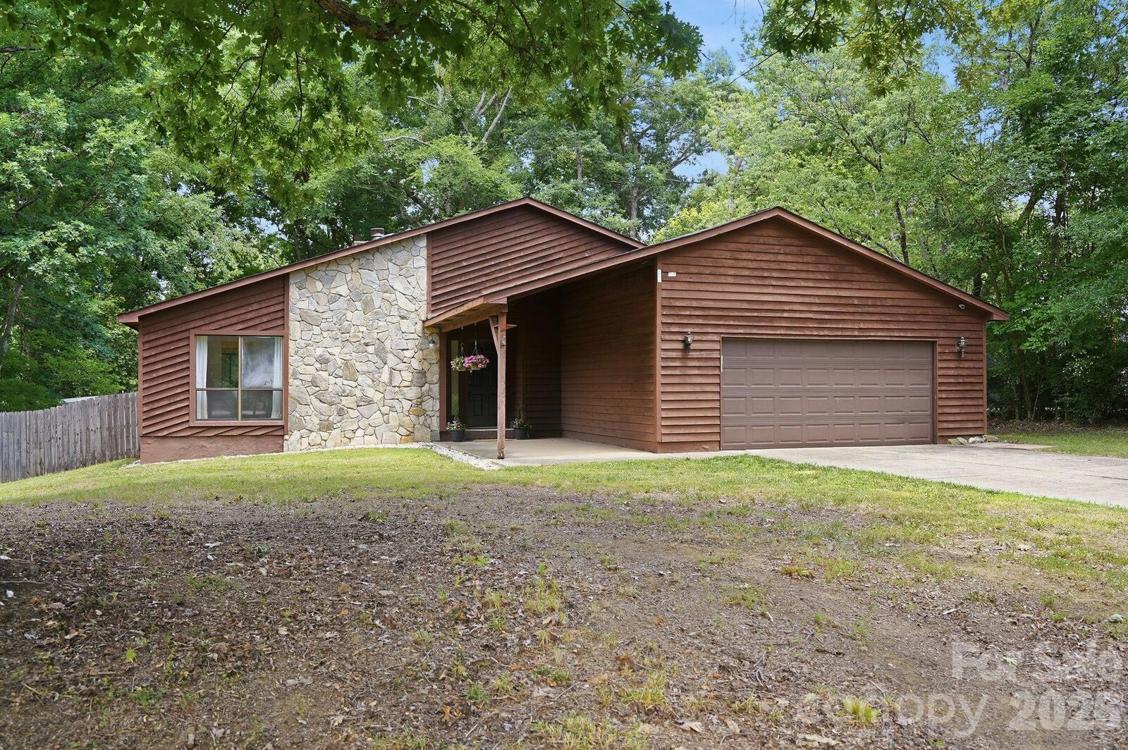 Property Photo: 4119 Bon Rea Drive NC 28226