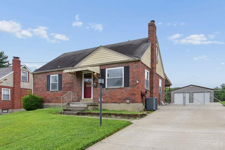 Property Photo:  8546 Darnell Avenue  OH 45236 