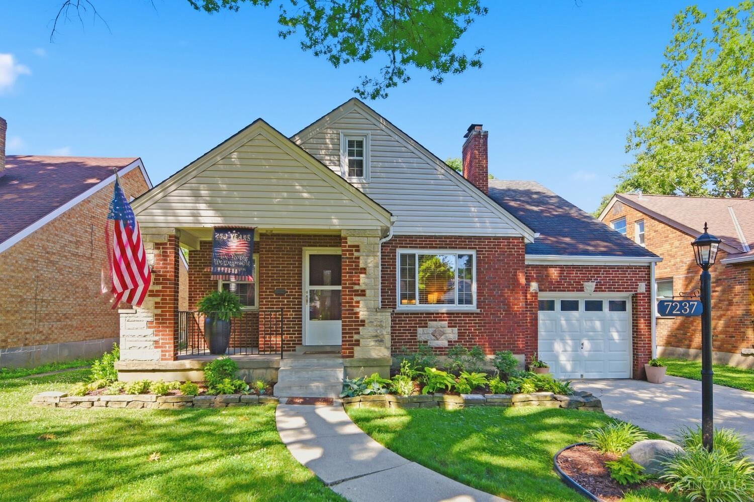 Property Photo:  7237 Garden Road  OH 45236 