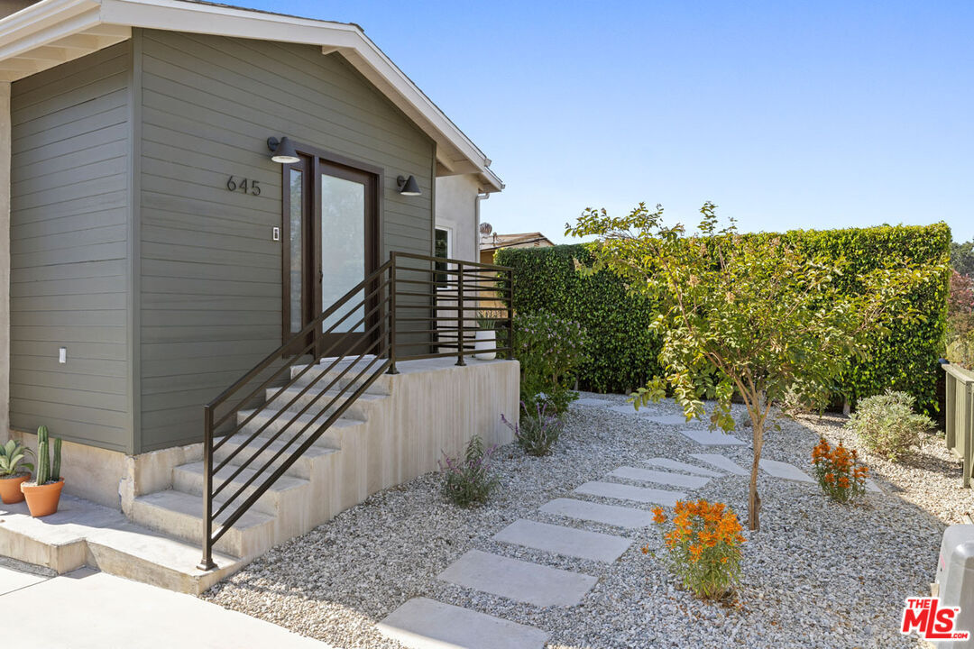 Property Photo:  645 Milo Ter  CA 90042 