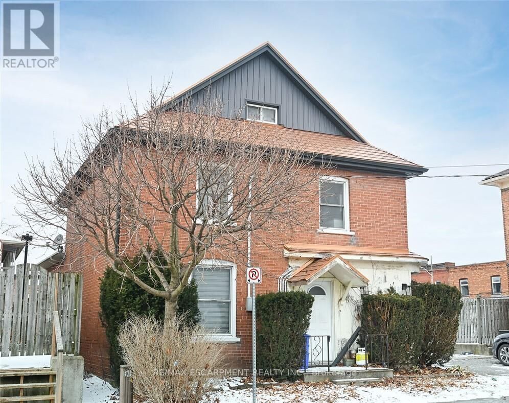 Property Photo:  6 Howard Street  ON N0A 1H0 