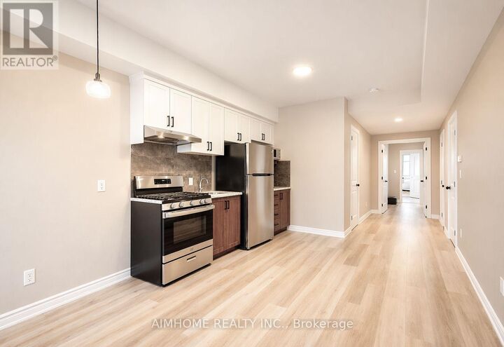 Property Photo:  15 Waddington Crescent 2  ON M2J 2Z9 