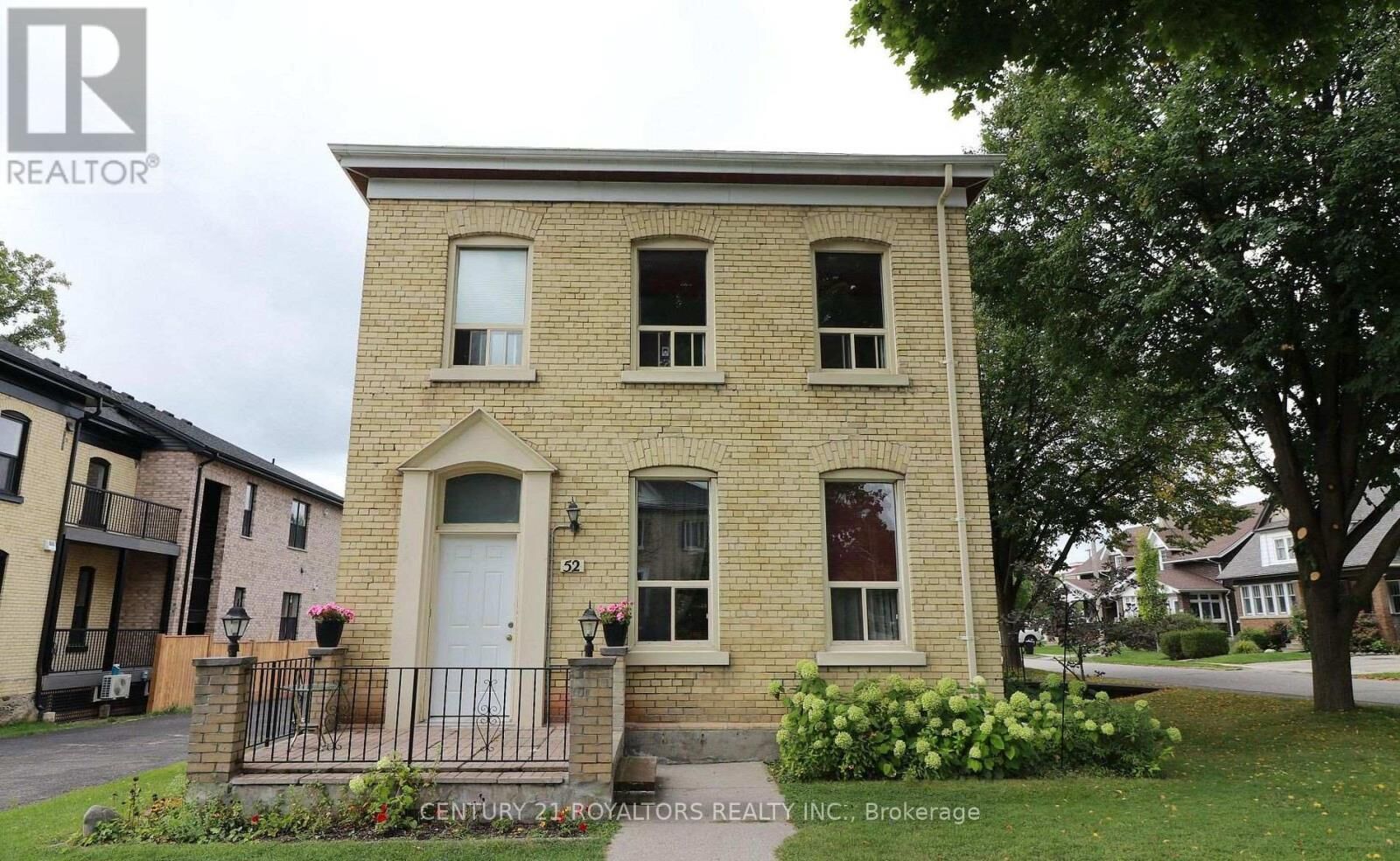 Property Photo:  52 Wellington Street 2  ON N4S 3H6 