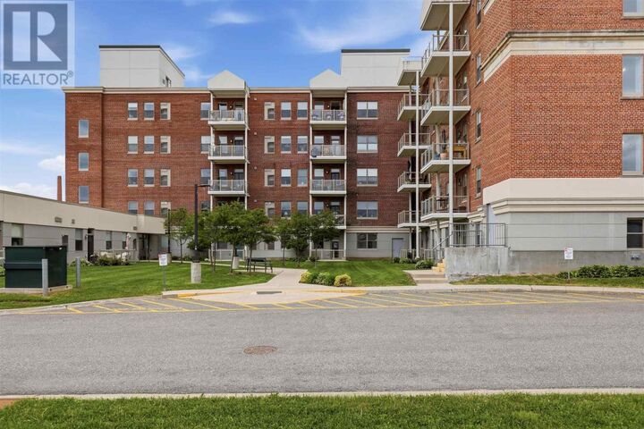 Property Photo: 969 Queen St E # 104 ON P6A 2C2