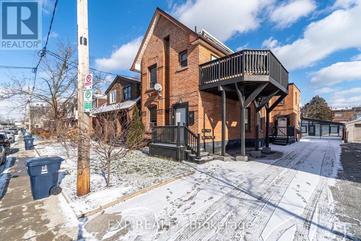 Property Photo:  677 Durie Street 3  ON M6S 3H4 