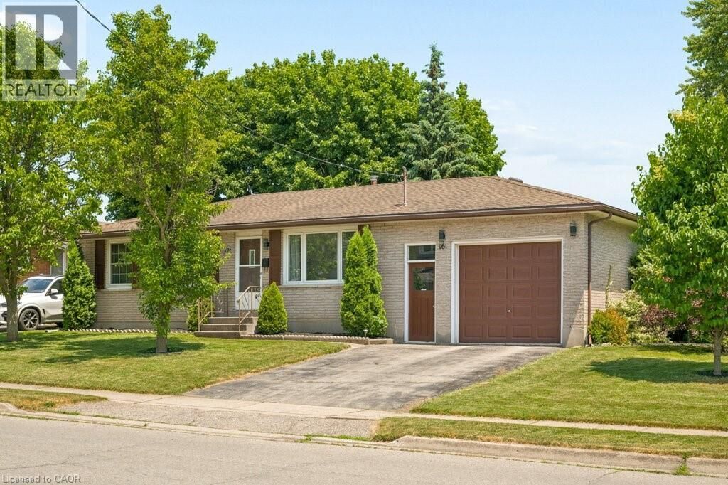 Property Photo: 161 East Park Drive ON N4S 3N1