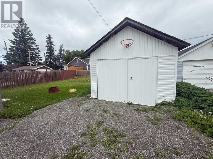 Property Photo: 50 Cecil Avenue ON P0N 1H0