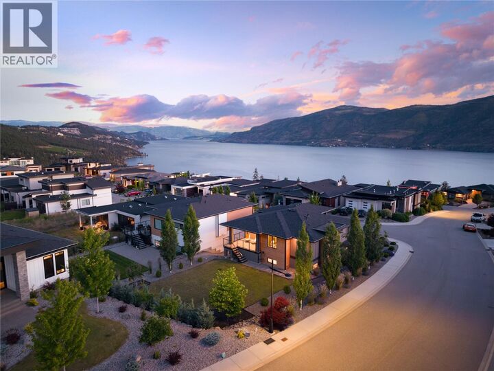 Property Photo: 9499 Ledgestone Road BC V4V 0A4