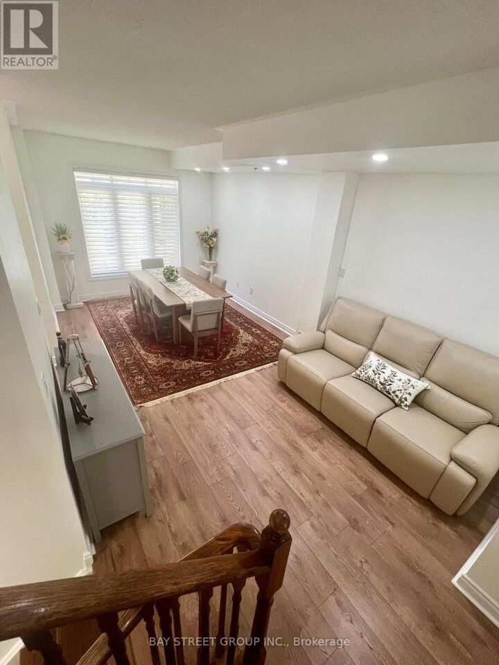 Property Photo:  8 Brighton Place 56  ON L4J 0E3 