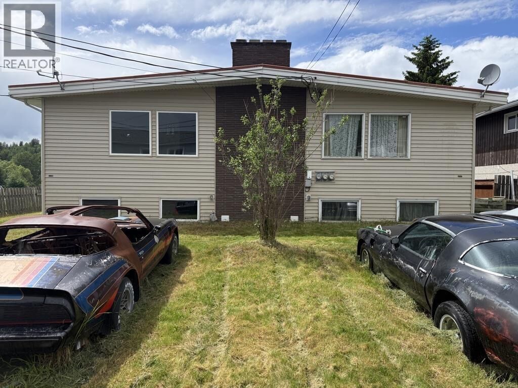 Property Photo: 2369 Redwood Street BC V2L 2N7