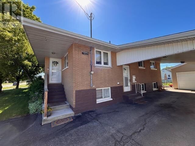 Property Photo: 111 Estelle St ON P6C 2C3