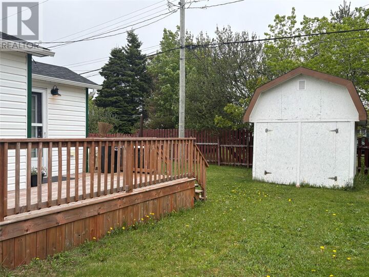 Property Photo:  10 Rose Avenue  NL A2N 1Y1 