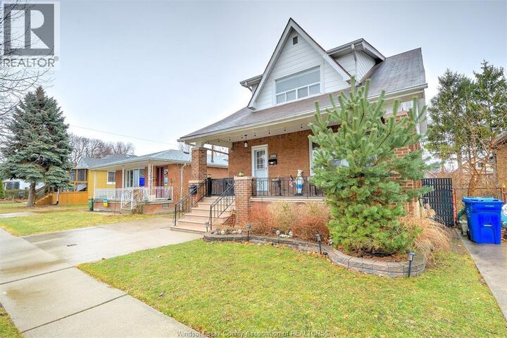 Property Photo: 1585 Alexis Road ON N8Y 4P1
