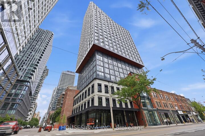 Property Photo:  100 Queen Street East 2706  ON M5C 0B5 