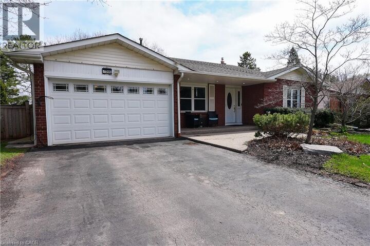 Property Photo: 1266 Lakeview Drive ON L6H 2M8