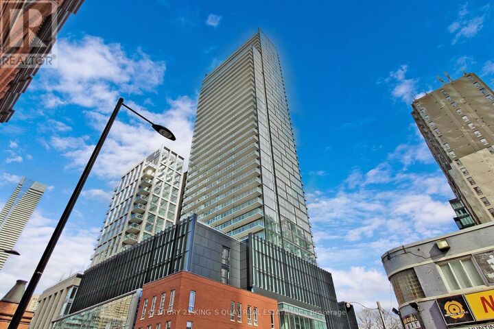 Property Photo: 3 Gloucester Street 3703 ON M4Y 0C6