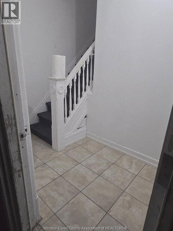 Property Photo: 6 Hazelton Street ON N8H 1B6