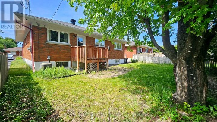 Property Photo:  1764 Gage Crescent  ON K2C 0Z9 