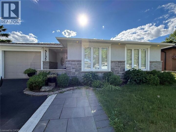 Property Photo:  3135 Palmer Drive  ON L7M 1L2 