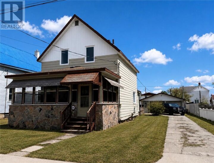 16 Lorne Street S — photo 1