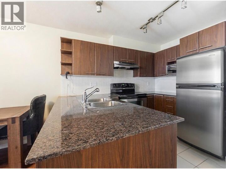 Property Photo:  4788 Brentwood Drive 108  BC V5C 0C5 
