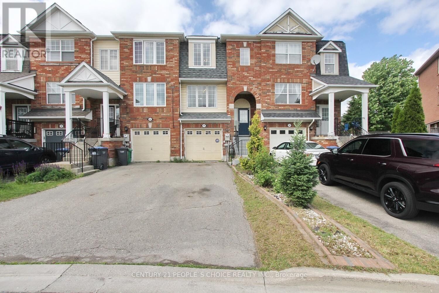 Property Photo:  111 Dunlop Court  ON L6X 5A6 