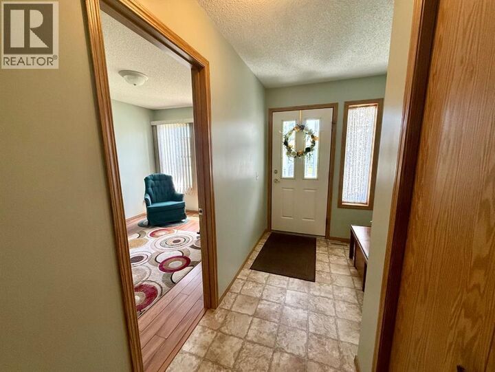 Property Photo:  408 Freeman Way Northwest  AB T1V 1R2 