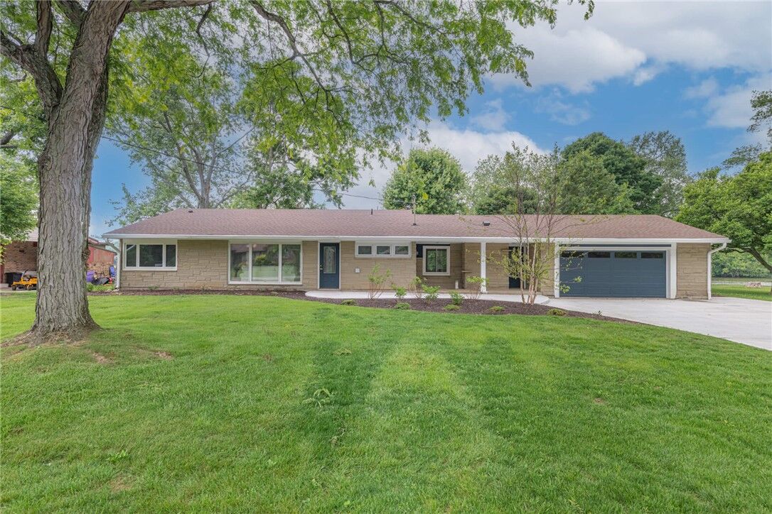 Property Photo: 1091 Sylvan Shores Drive OH 45369