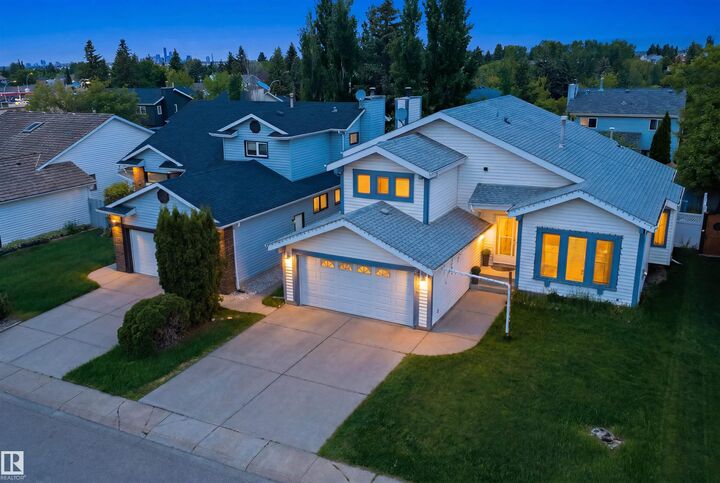 Property Photo: 3220 42A Avenue NW AB T6T 1E5