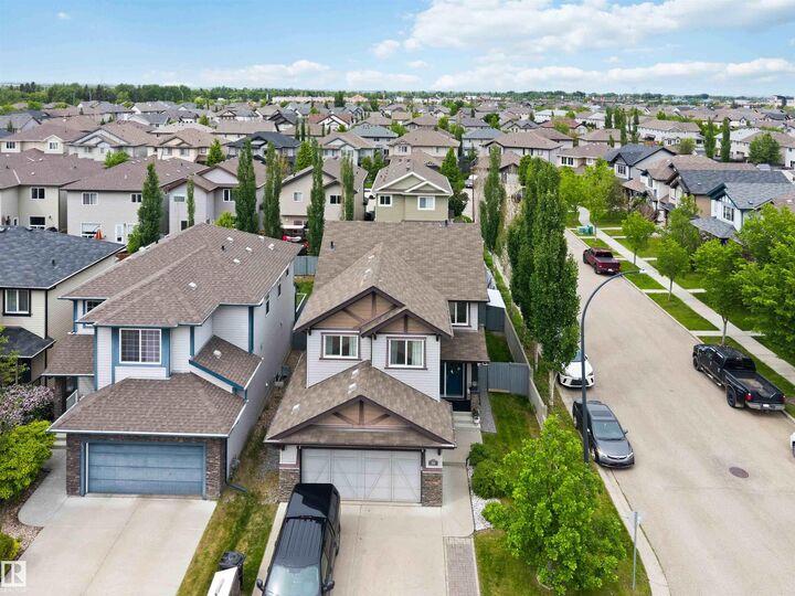 Property Photo:  38 Cranston Place  AB T8L 0K7 