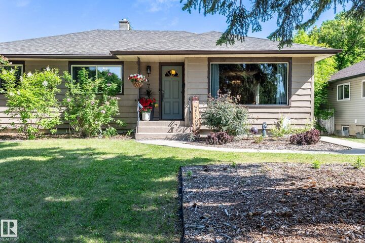 Property Photo:  14708 108 Av NW  AB T5N 1H2 
