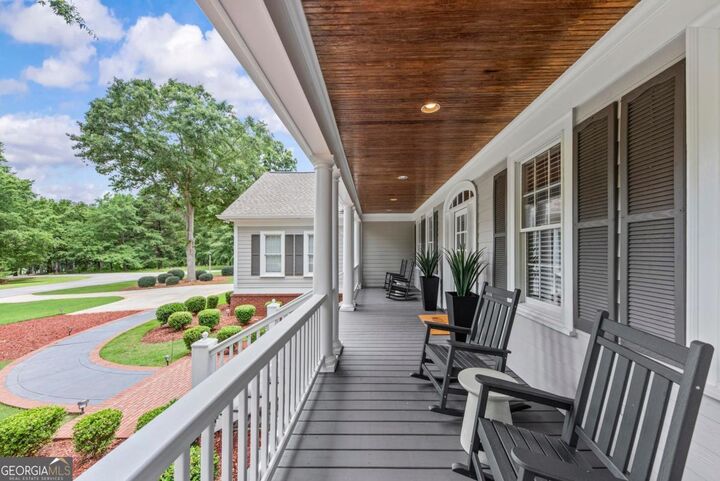 Property Photo: 204 Broadlands Drive GA 31024