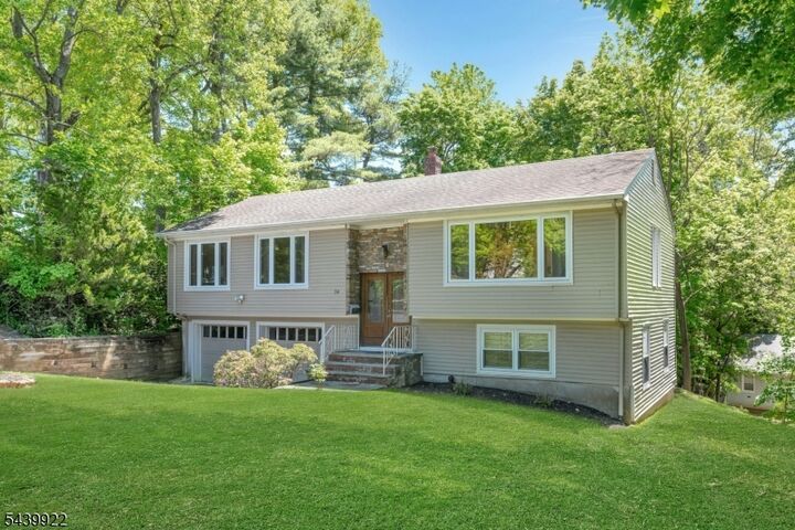 Property Photo:  34 Bear Brook Ln  NJ 07039 