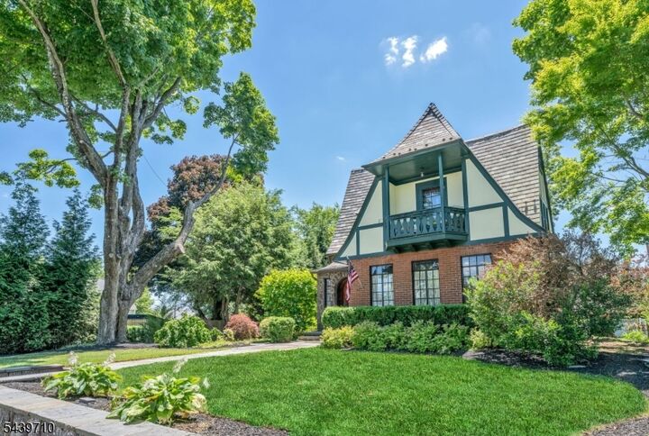 Property Photo: 10 Cedar St NJ 07920