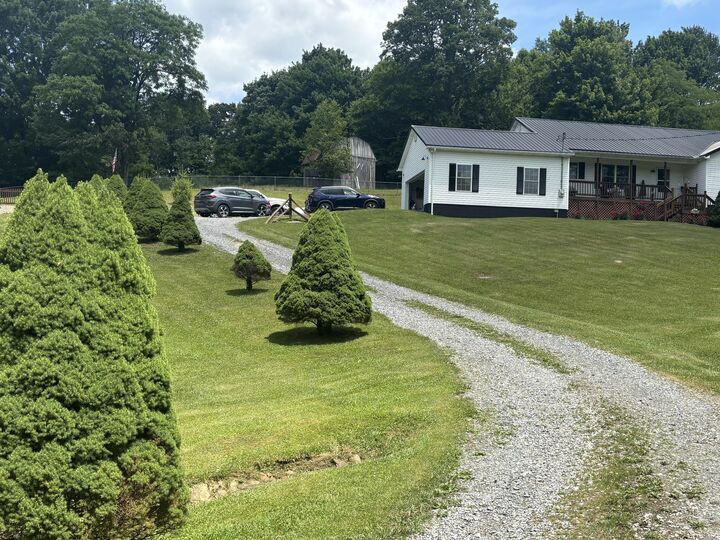 Property Photo: 68 Hurd Rd WV 26681