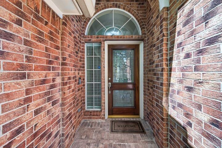 Property Photo:  1103 Parkhaven Lane  TX 77077 