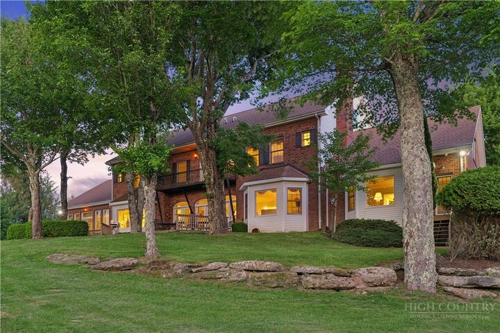 Property Photo:  2040 Sorrento Drive  NC 28607 