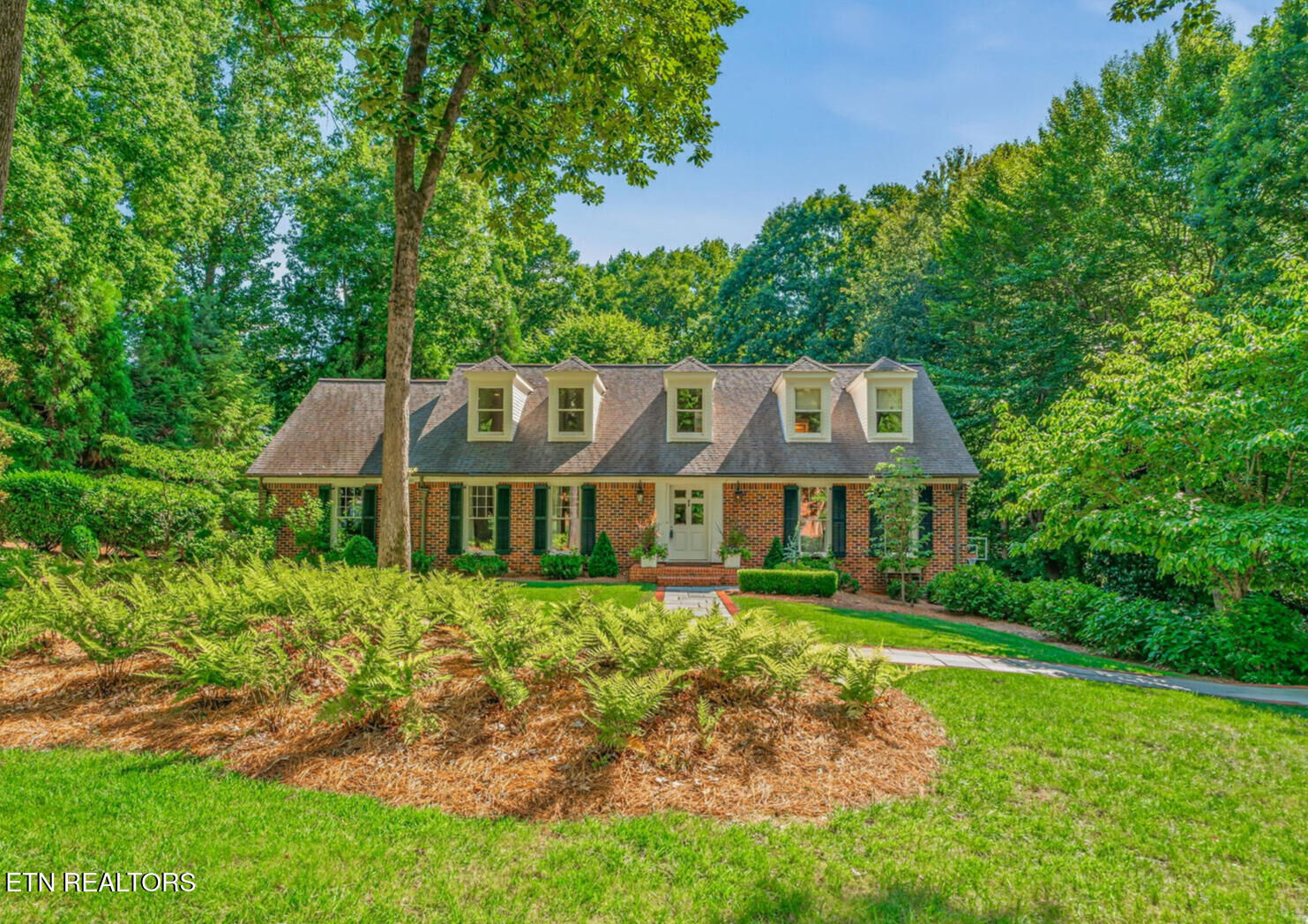 Property Photo: 5304 Hickory Hollow Rd TN 37919