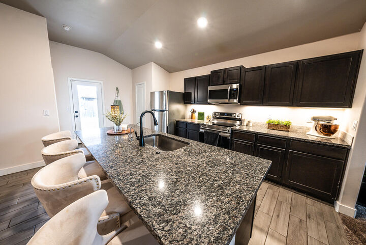 Property Photo:  13816 Avenue Q  TX 79423 