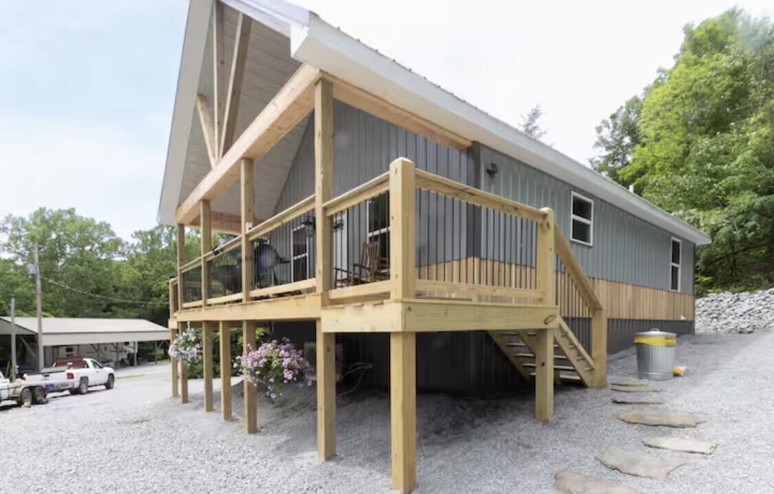 Property Photo: 721 Little Indian Drive KY 42629