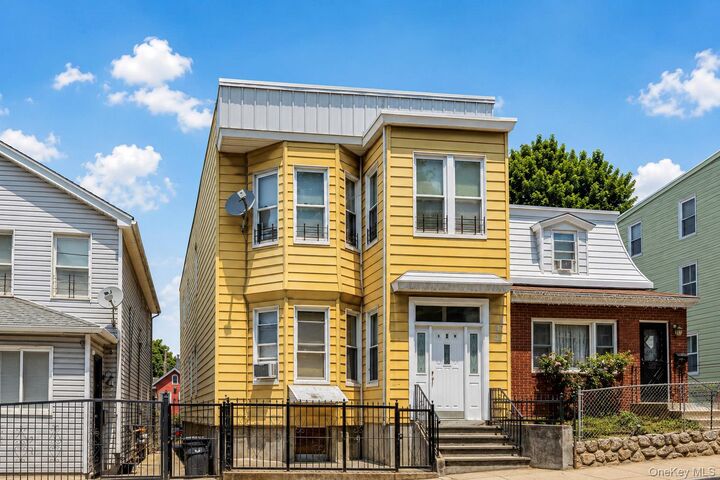 Property Photo:  123 Oliver Avenue  NY 10701 