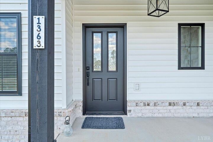 Property Photo: 1363 Boonsboro Meadows Drive VA 24503