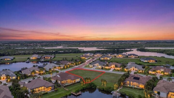 Property Photo:  11404 Harbourside Lane  FL 34219 