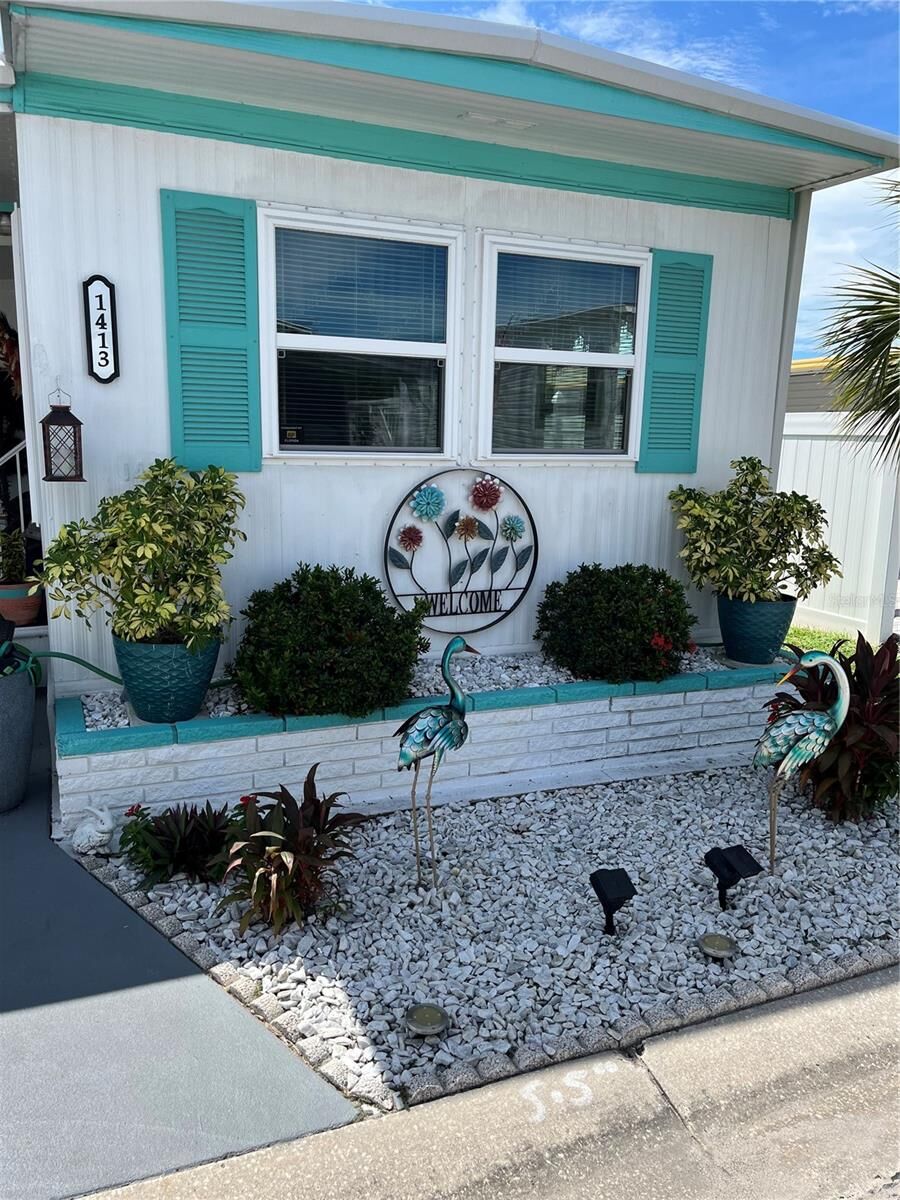 Property Photo:  1413 24th Avenue W  FL 34205 