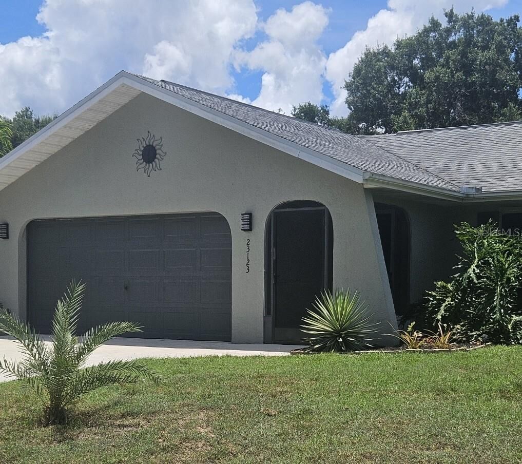 Property Photo: 23123 Glen Avenue FL 33980