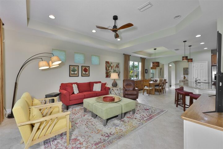 Property Photo: 803 Chipper Drive FL 33573